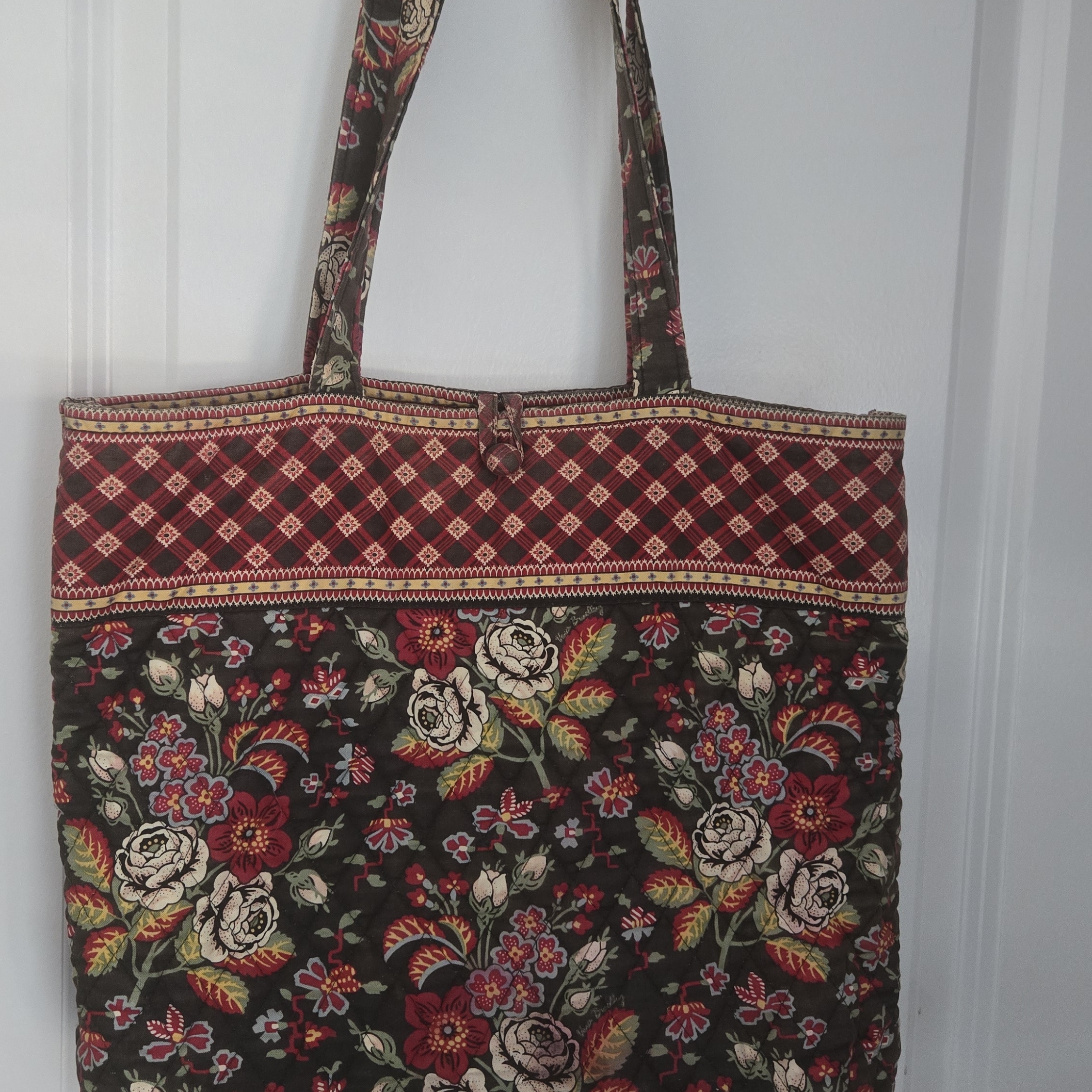 Vera Bradley Red And Black Floral Tote